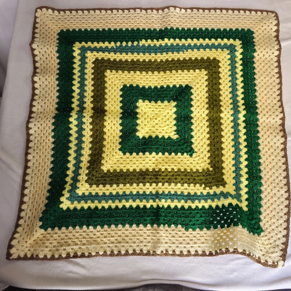 Grandma Square Crochet Throw‎ Blanket hand made about 38x38